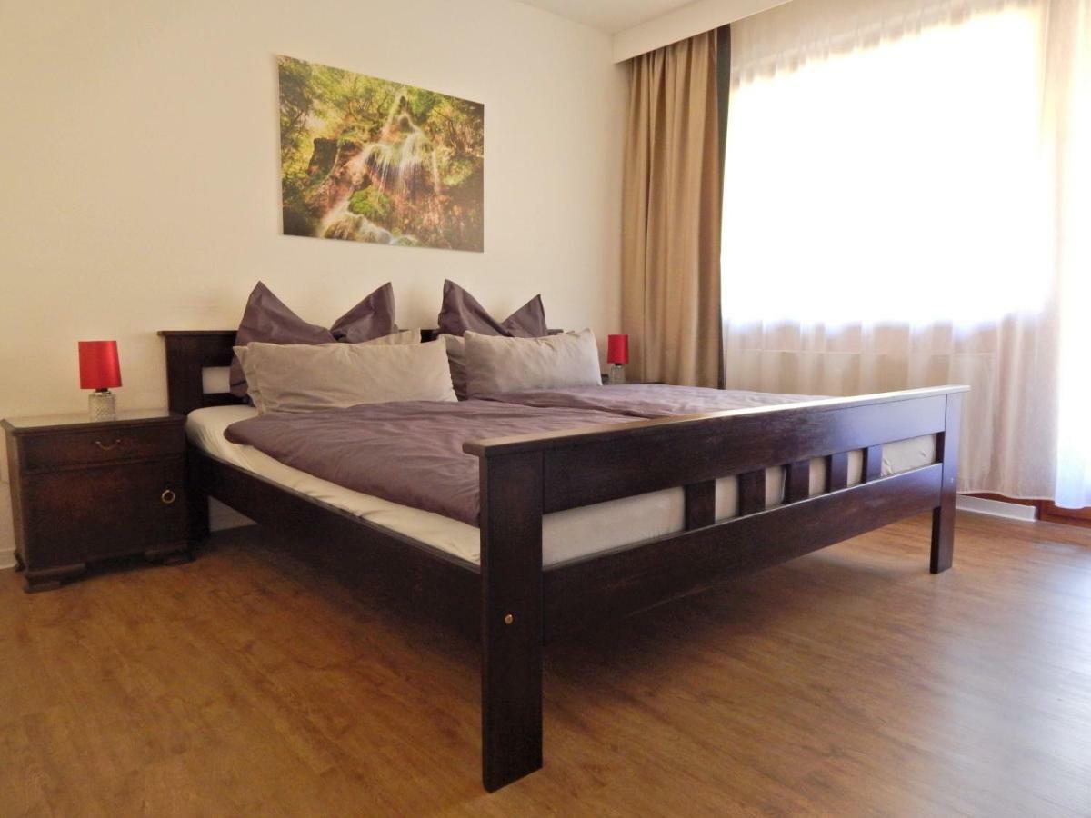 Free Apartment - Bei Den Thermen Bad Urach Eksteriør bilde