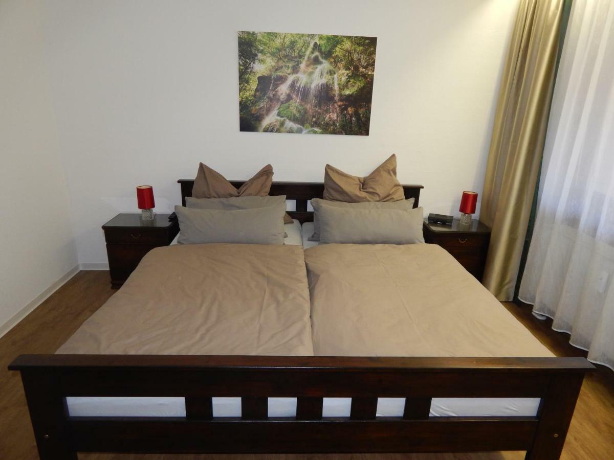 Free Apartment - Bei Den Thermen Bad Urach Eksteriør bilde